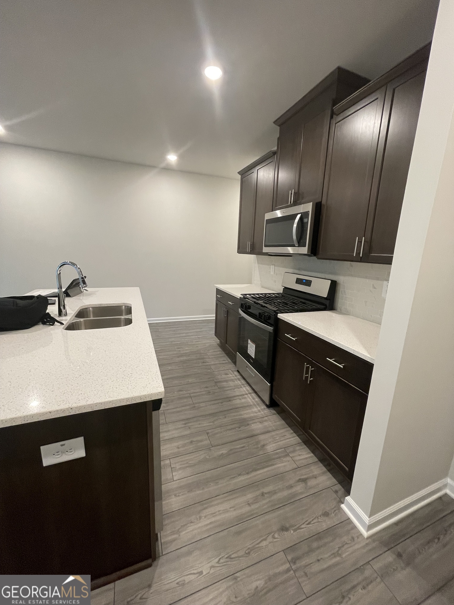Villageside Property 6